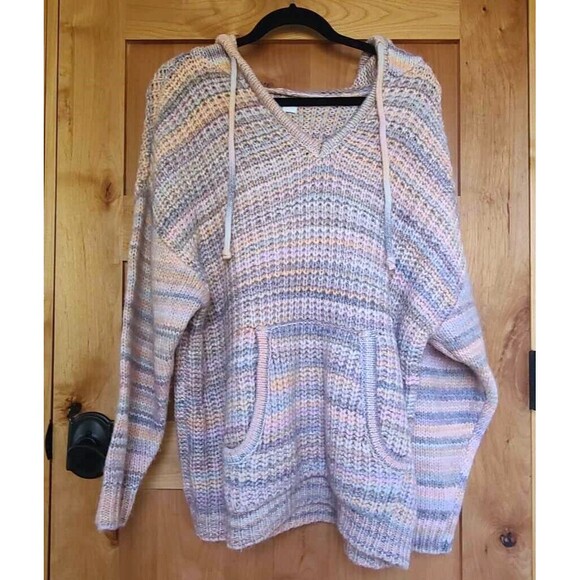 Aerie Comfy Oversized Boho Hooded Knit Indie Artsy Sweater Soft Girl MEDIUM - Picture 1 of 6